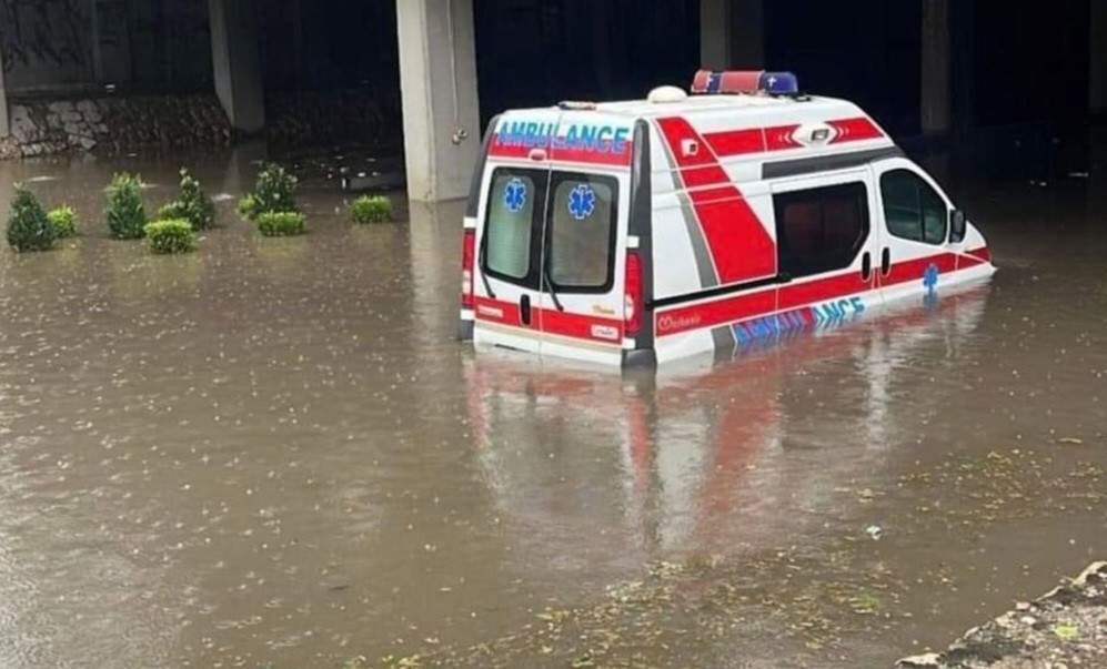 Sna no Nevrijeme U Skoplju VIDEO Katera Sna no Nevrijeme U Skoplju VIDEO Katera